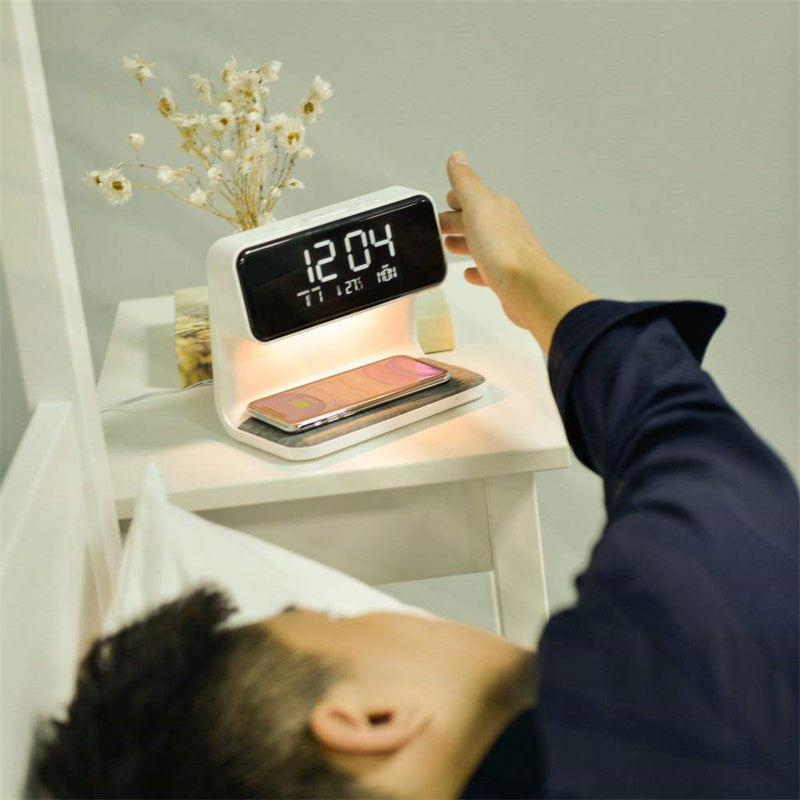 Creative 3 In 1 Bedside Lamp Wireless Charging LCD Screen Alarm Clock Wireless Phone Charger 5