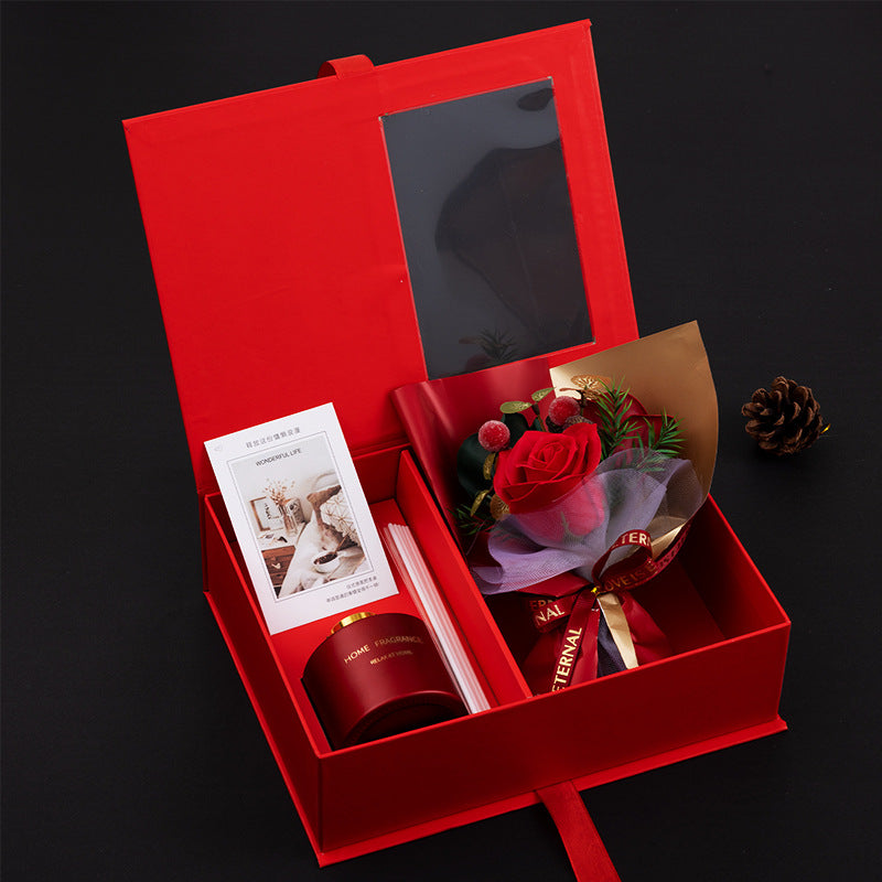 Valentine's Day Gift For Friends Practical Aromatherapy Gift Set Accompanying Gift For Girlfriend red