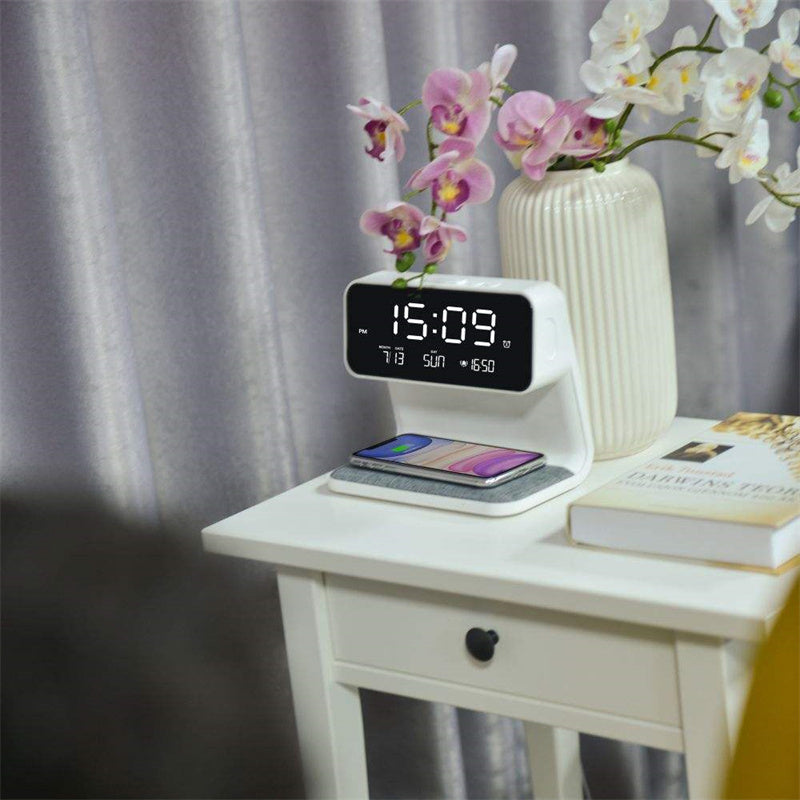 Creative 3 In 1 Bedside Lamp Wireless Charging LCD Screen Alarm Clock Wireless Phone Charger 8