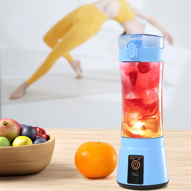 Portable Blender Portable Fruit Electric Juicing Cup Kitchen Gadgets2